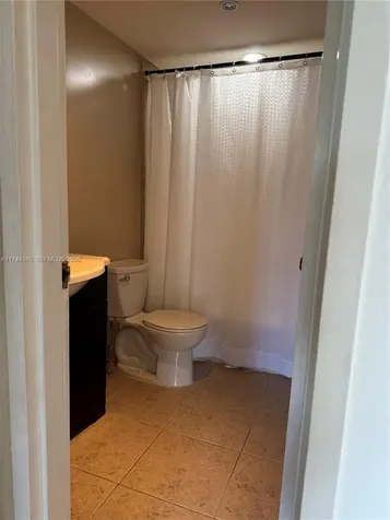 1225 NE 124th Street North Miami FL 33161