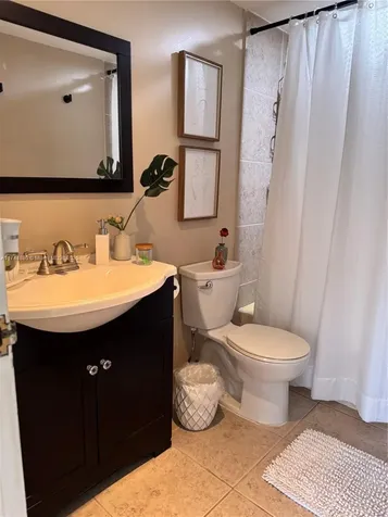 1225 NE 124th Street North Miami FL 33161