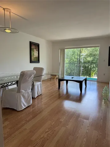 1225 NE 124th Street North Miami FL 33161