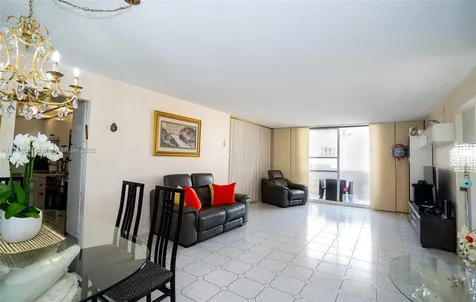 1833 S Ocean Drive Hallandale Beach FL 33009