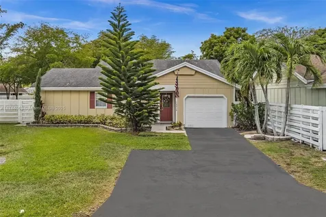 14616 SW 142nd Court Miami FL 33186