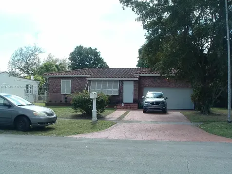 930 Oriole Avenue Miami Springs FL 33166