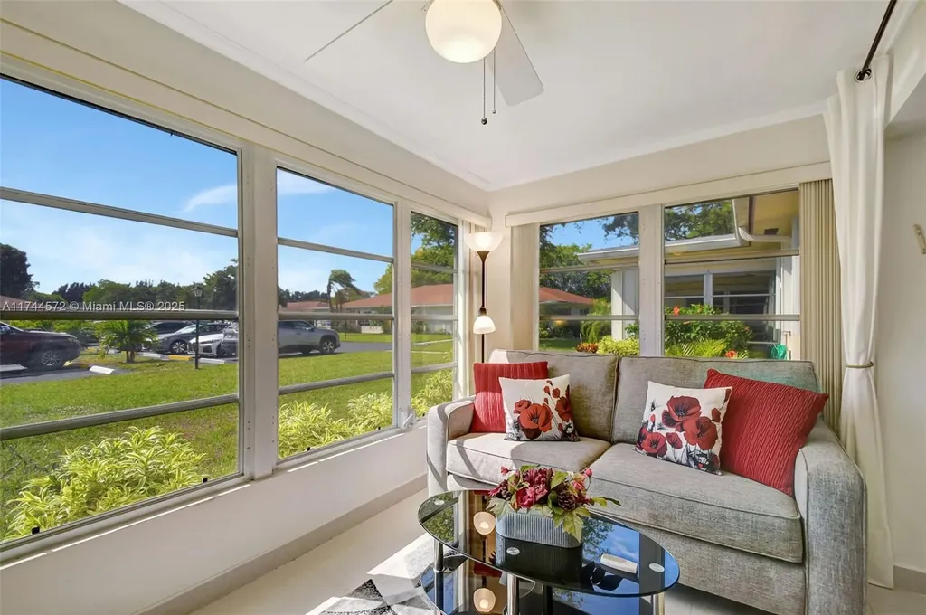 4855 NW 3rd Court Delray Beach FL 33445