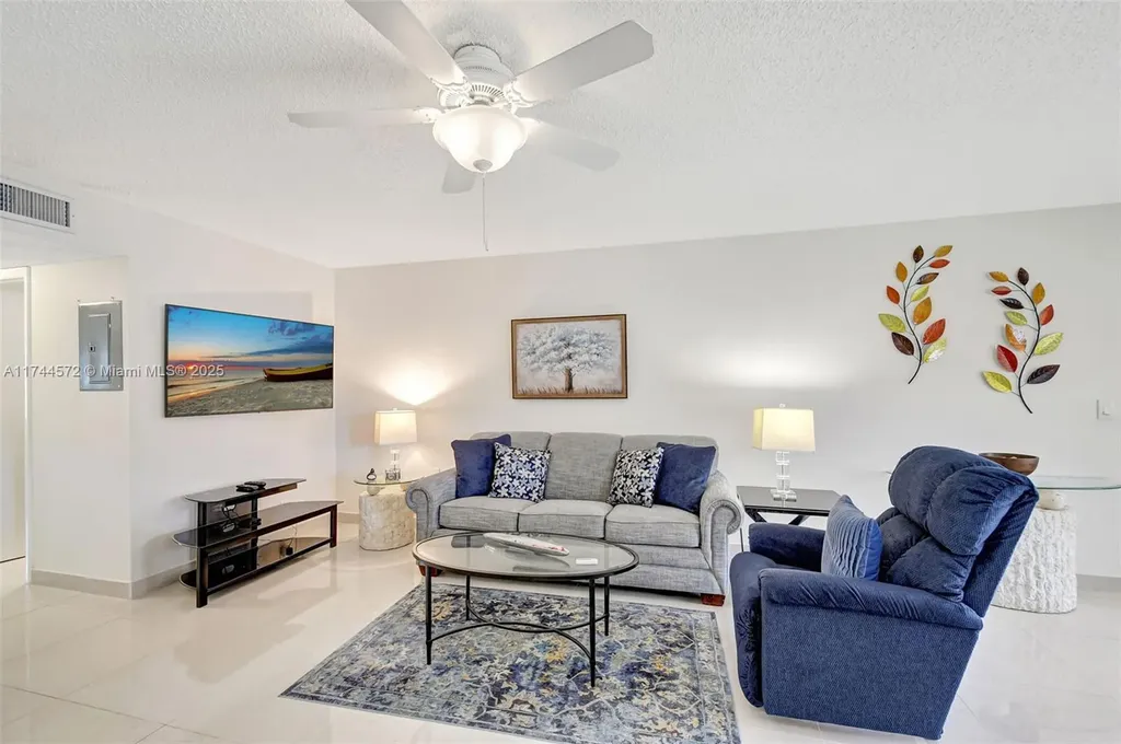 4855 NW 3rd Court Delray Beach FL 33445