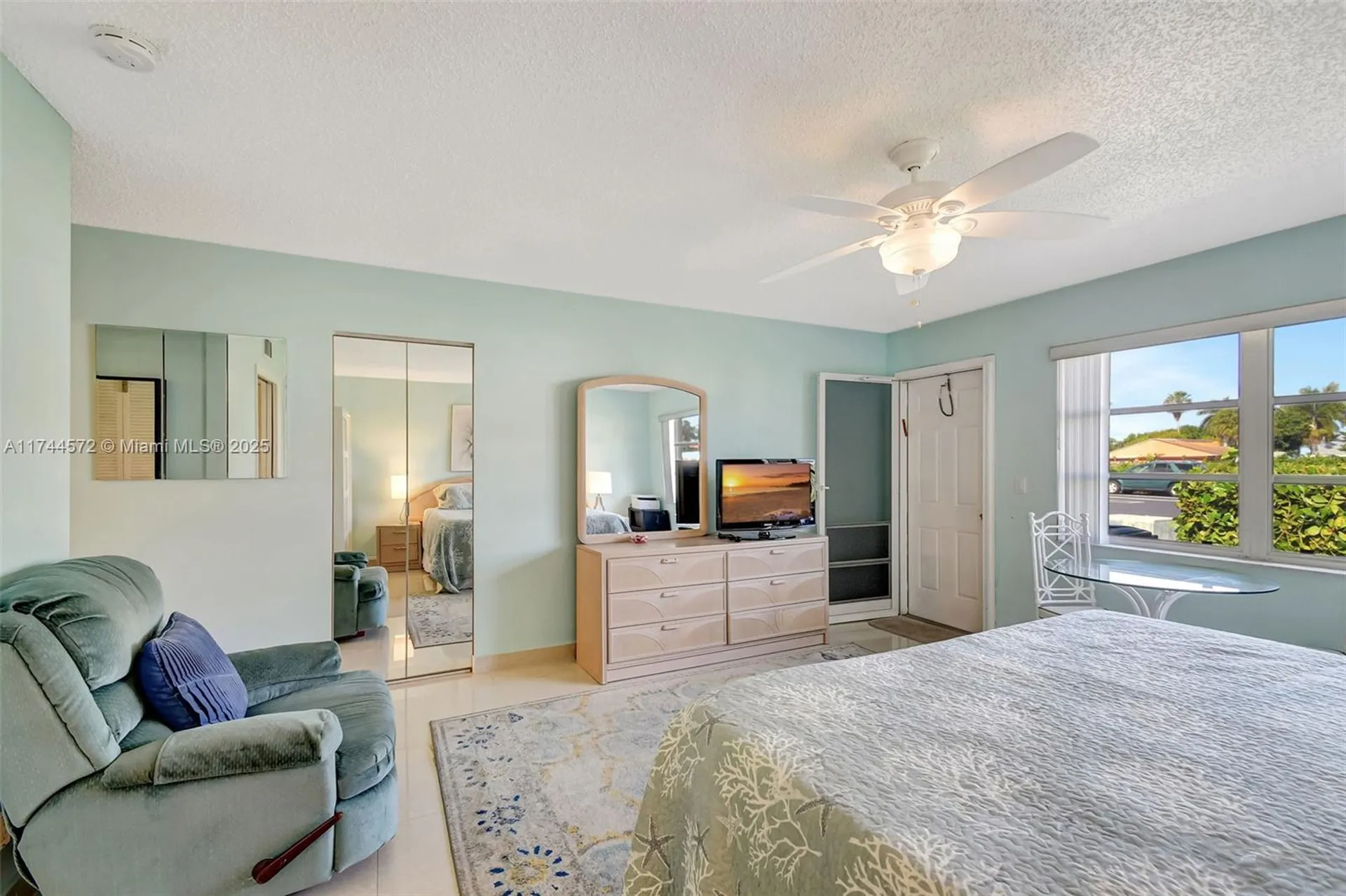 4855 NW 3rd Court Delray Beach FL 33445