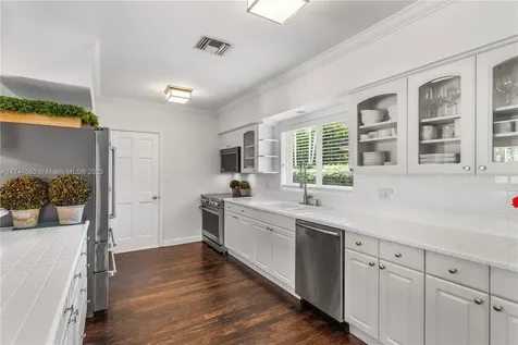 550 Pidgeon Plum Lane Miami FL 33137