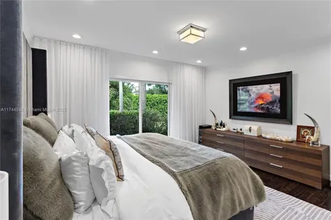 550 Pidgeon Plum Lane Miami FL 33137