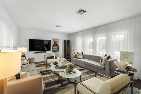 550 Pidgeon Plum Lane Miami FL 33137