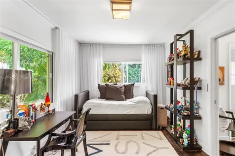 550 Pidgeon Plum Lane Miami FL 33137