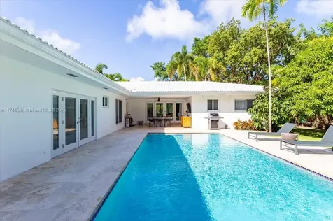 550 Pidgeon Plum Lane Miami FL 33137