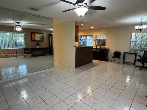 15201 SW 307th Road Homestead FL 33033