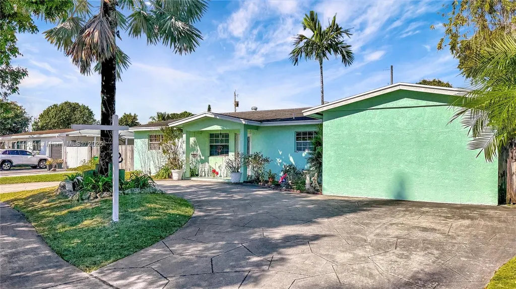 9299 Jamaica Drive Cutler Bay FL 33189