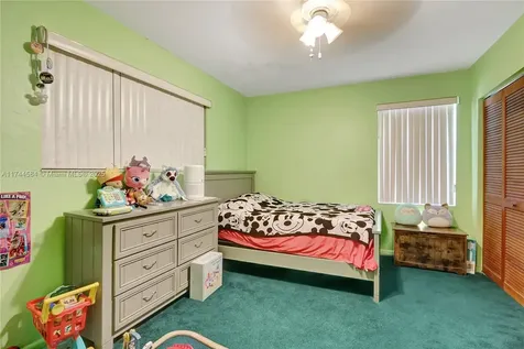 9299 Jamaica Drive Cutler Bay FL 33189