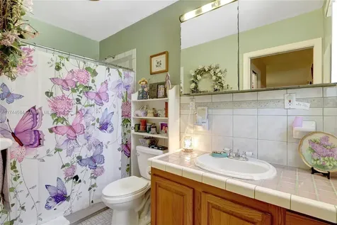 9299 Jamaica Drive Cutler Bay FL 33189