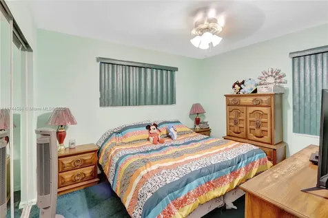 9299 Jamaica Drive Cutler Bay FL 33189