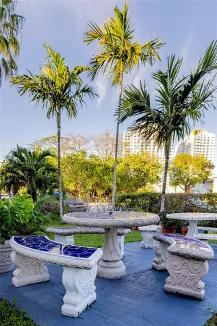 1060 NE 78th Street Road Miami FL 33138