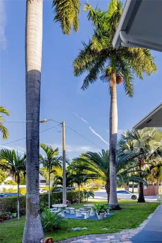 1060 NE 78th Street Road Miami FL 33138