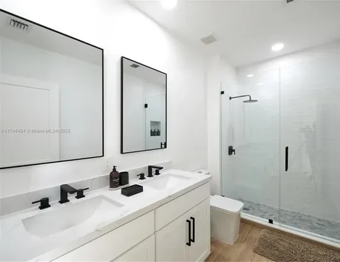 15565 SW 176th Terrace Miami FL 33187