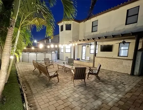 15565 SW 176th Terrace Miami FL 33187