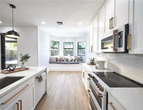 15565 SW 176th Terrace Miami FL 33187