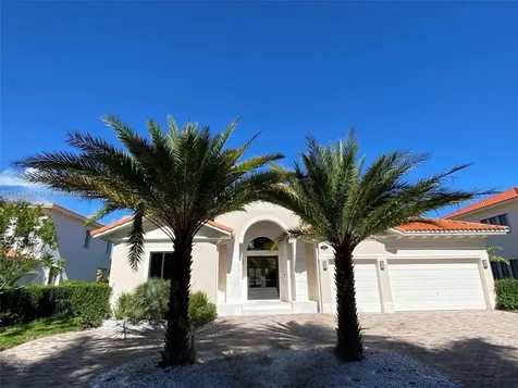 7925 SW 193rd Street Cutler Bay FL 33157