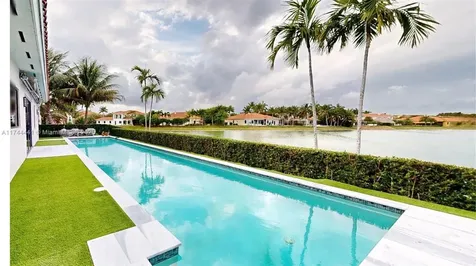 7925 SW 193rd Street Cutler Bay FL 33157