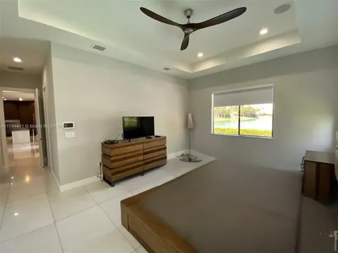 7925 SW 193rd Street Cutler Bay FL 33157