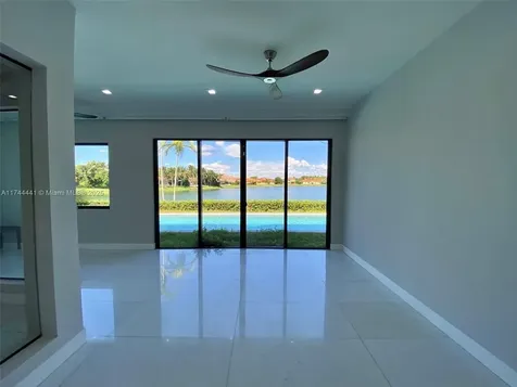 7925 SW 193rd Street Cutler Bay FL 33157
