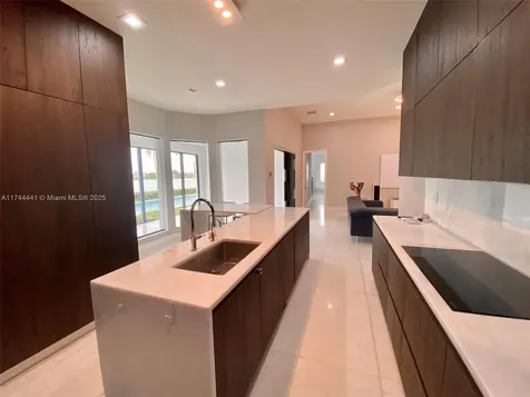 7925 SW 193rd Street Cutler Bay FL 33157