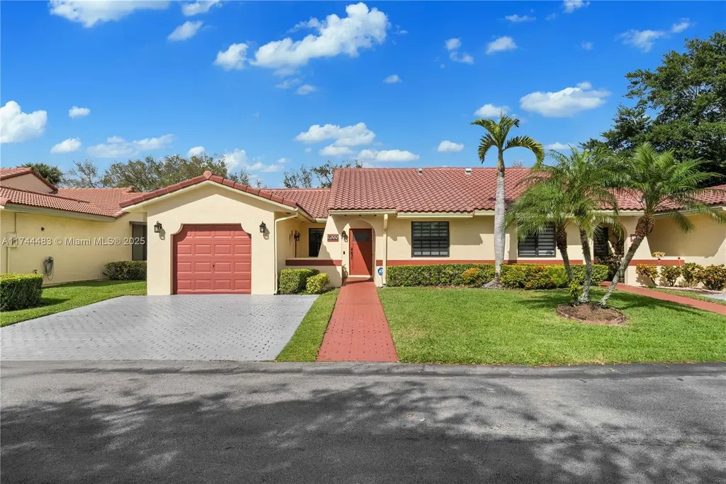 9555 Toledo Lane Davie FL 33324