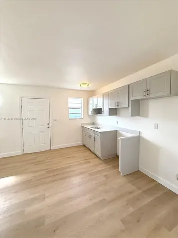 10521 SW 184th Street Cutler Bay FL 33157