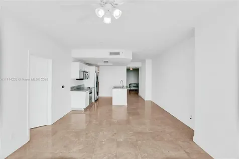 888 Biscayne Boulevard Miami FL 33132