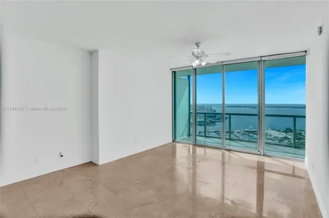 888 Biscayne Boulevard Miami FL 33132