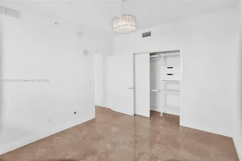 888 Biscayne Boulevard Miami FL 33132