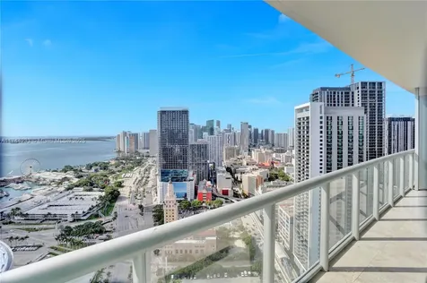888 Biscayne Boulevard Miami FL 33132