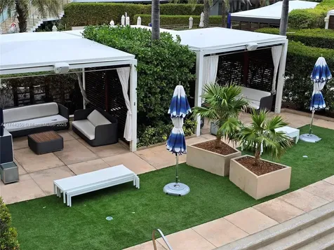 4401 Collins Avenue Miami Beach FL 33140