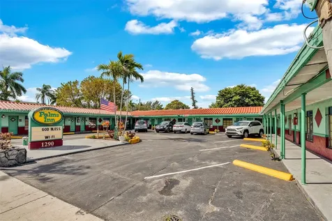 1290 S Federal Highway Dania FL 33004