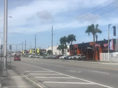 2724 NW 36th Street Miami FL 33142