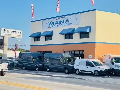 2724 NW 36th Street Miami FL 33142