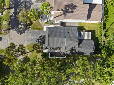 6301 NW 173rd Lane Hialeah FL 33015