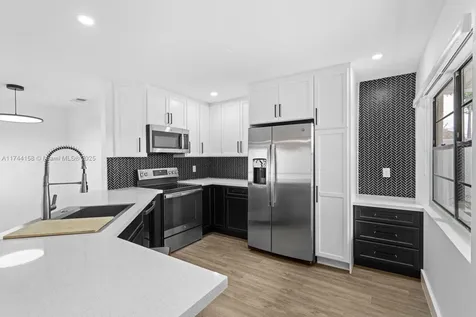 6301 NW 173rd Lane Hialeah FL 33015