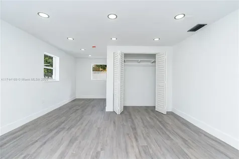 805 Sultan Avenue Opa-Locka FL 33054