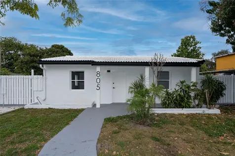 805 Sultan Avenue Opa-Locka FL 33054