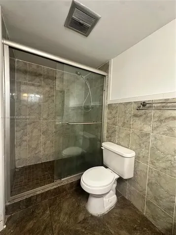 1750 NE 191st Street Miami FL 33179