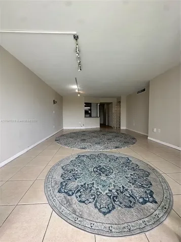 1750 NE 191st Street Miami FL 33179