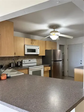 1750 NE 191st Street Miami FL 33179