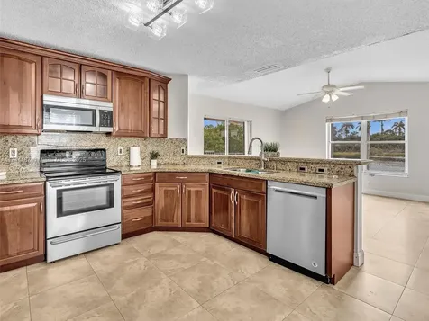 3078 SW 181st Terrace Miramar FL 33029