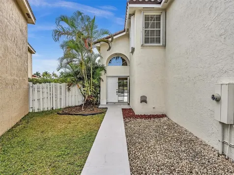 3078 SW 181st Terrace Miramar FL 33029