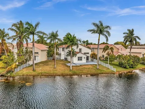 3078 SW 181st Terrace Miramar FL 33029