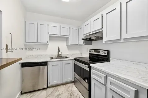 4174 Inverrary Drive Lauderhill FL 33319
